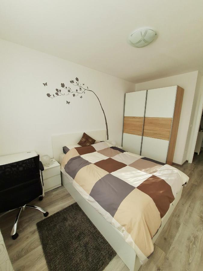 Apartment Mrvica Near The Zagreb Airport Velika Gorica Exteriör bild