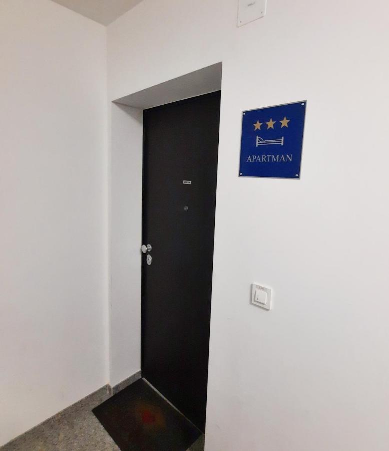 Apartment Mrvica Near The Zagreb Airport Velika Gorica Exteriör bild